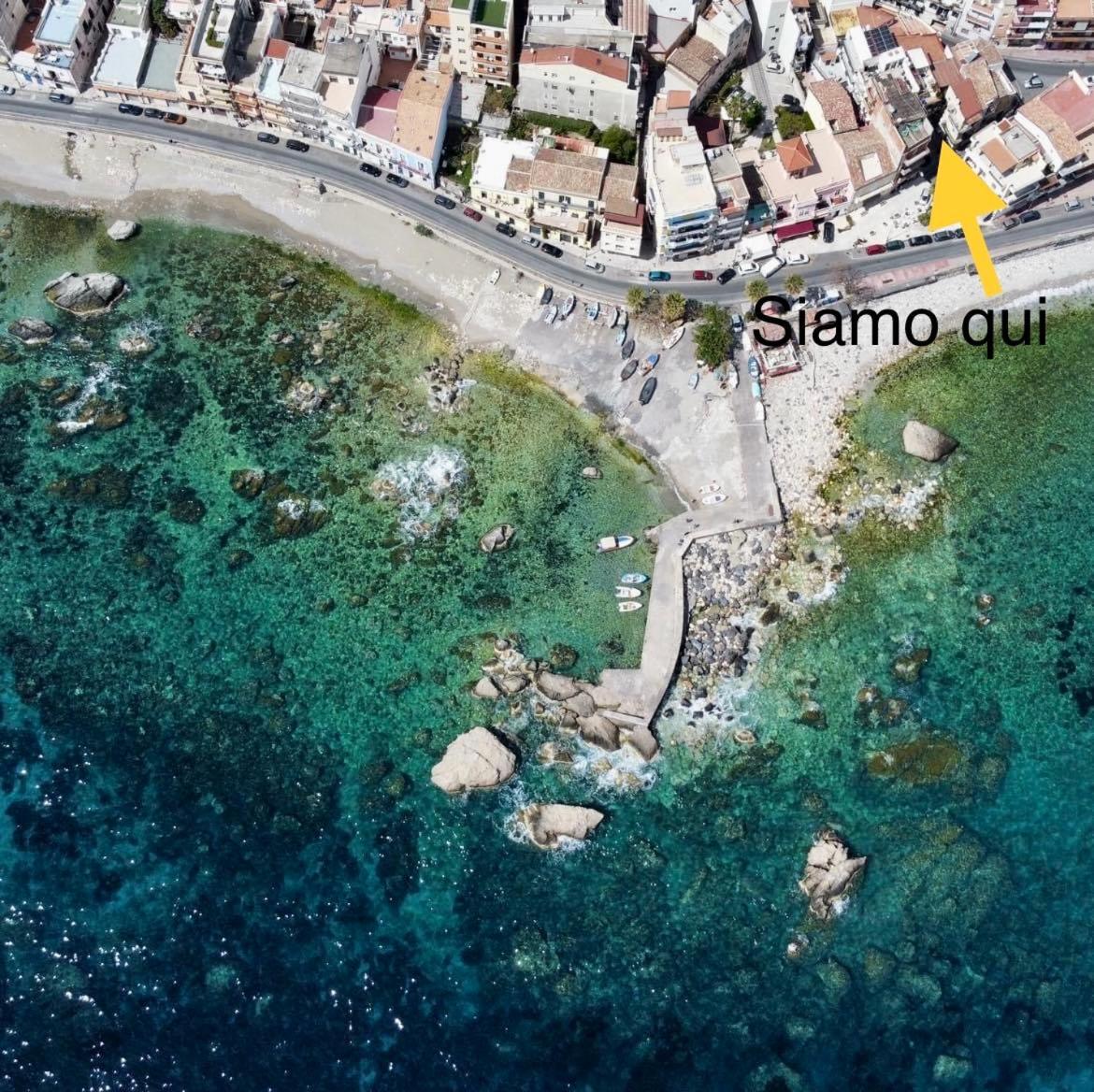 Maretna Apartment Giardini Naxos Bagian luar foto